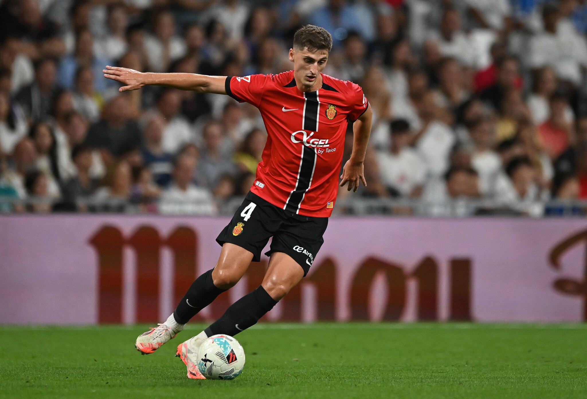 Rayo Vallecano send contract offer to AS Roma star