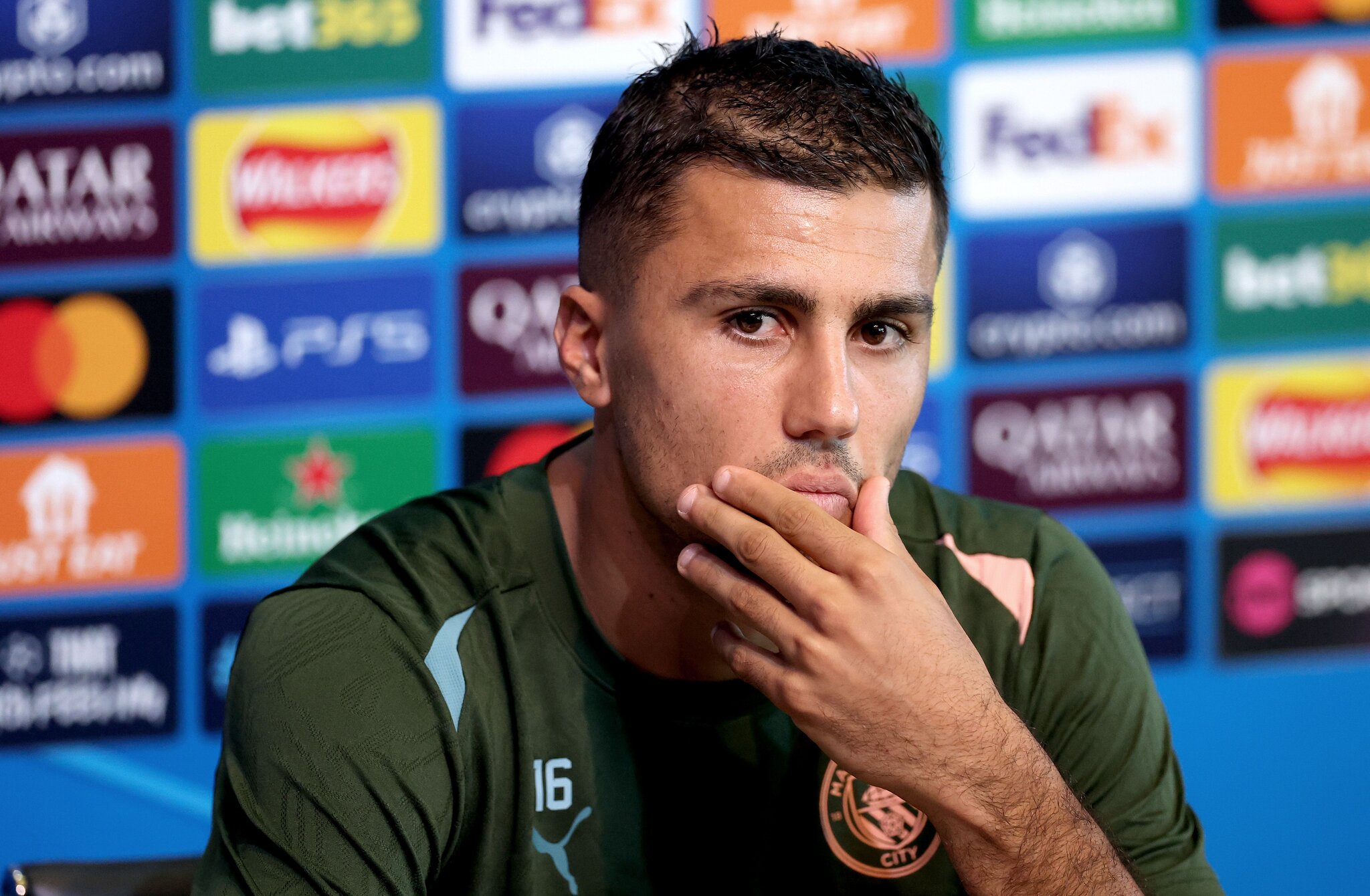How much Barcelona will pay Man City to sign Rodri