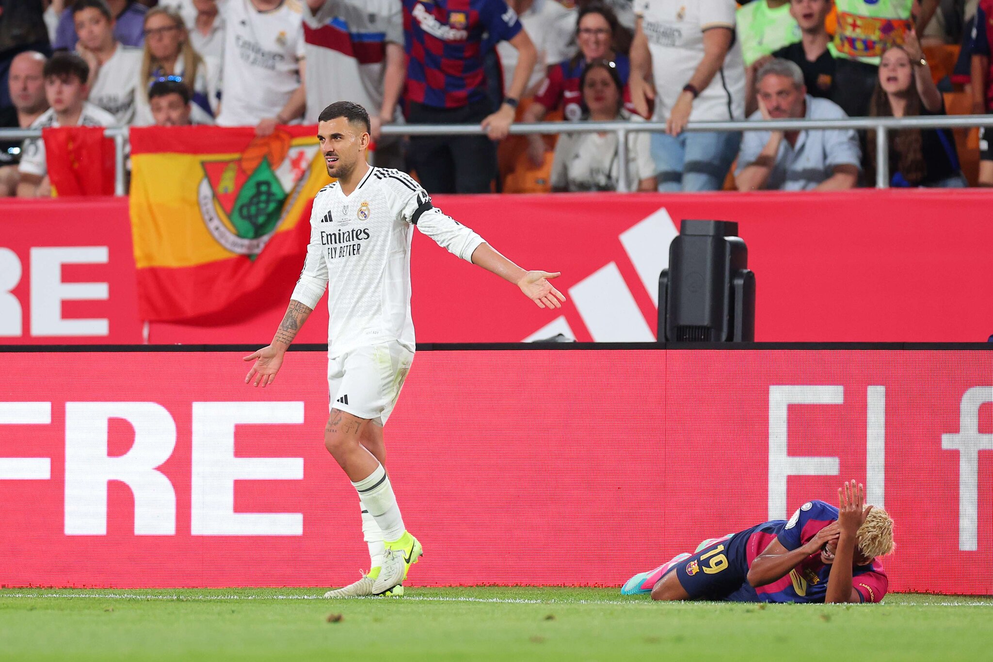 20 big-name free agents still available this summer, including former Barcelona & Real Madrid stars