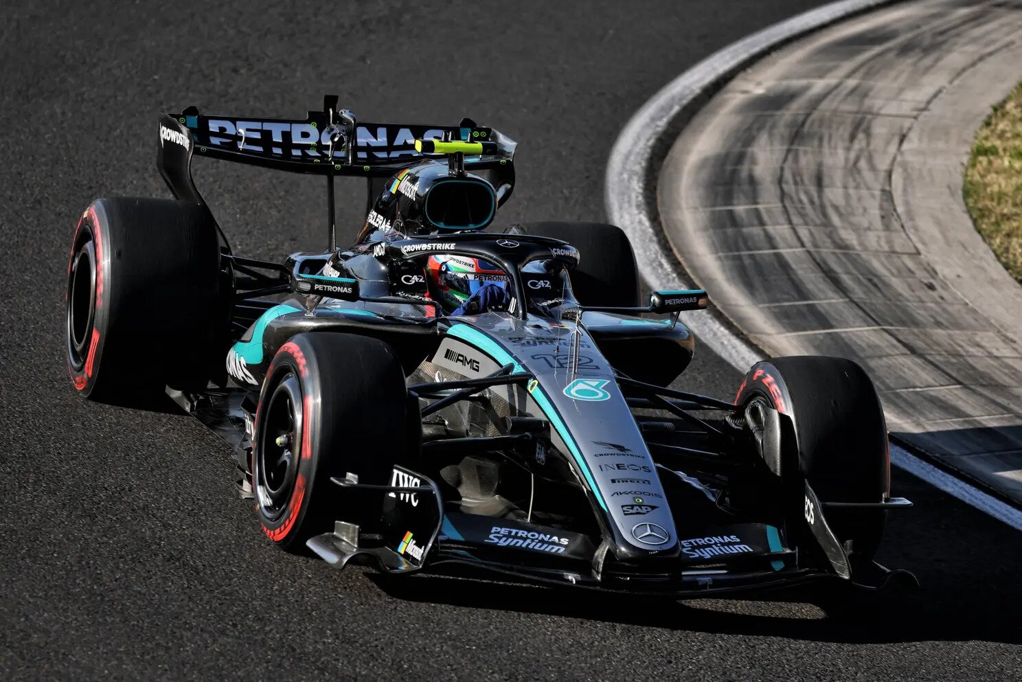 Mercedes chief warns of the biggest 'dilemma' no F1 team can escape