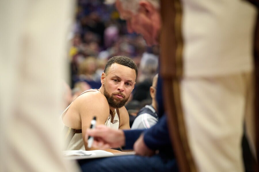 Stephen Curry Faces Major Warriors Contract Twist as NBA Insider Urges Superstar to Wait on $136.7M Extension