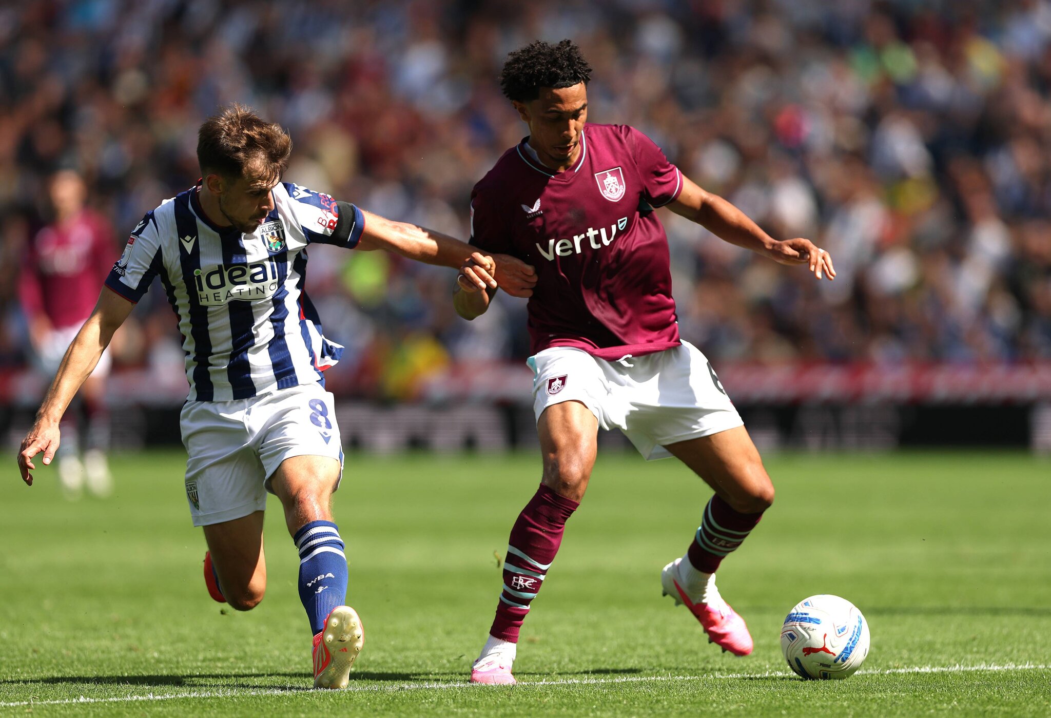 Burnley boss reveals injury blow but defender set for return