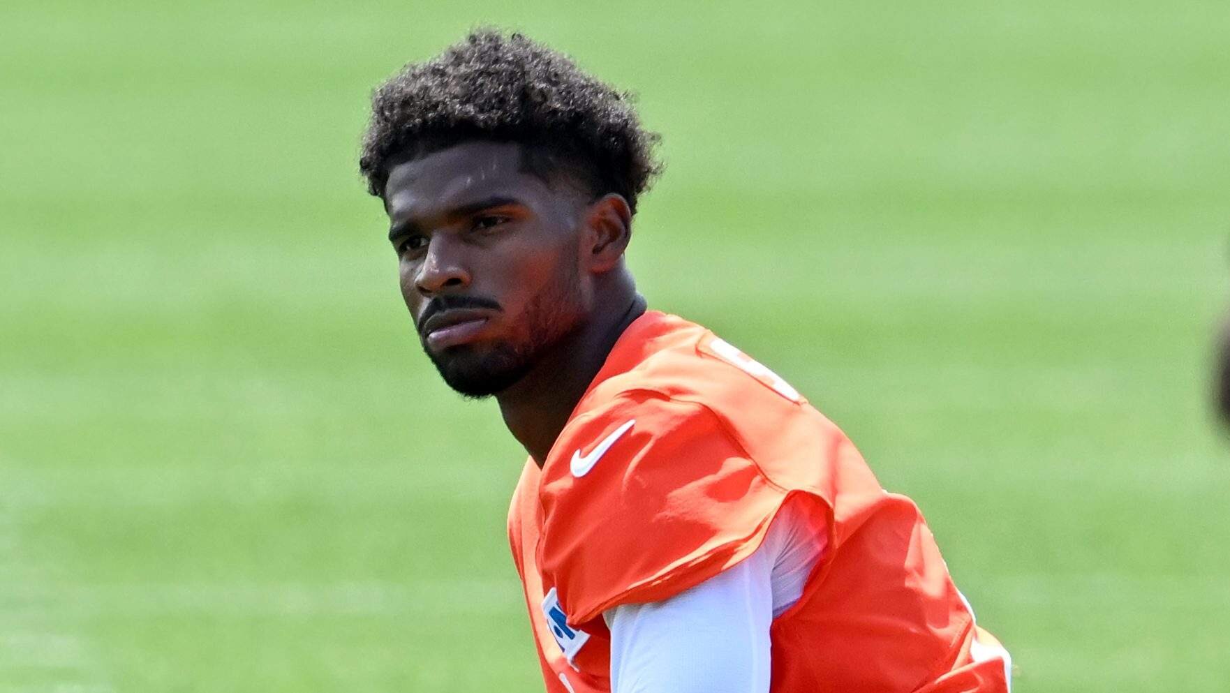 Browns Make Decision on Shedeur Sanders After Day 1 of Camp