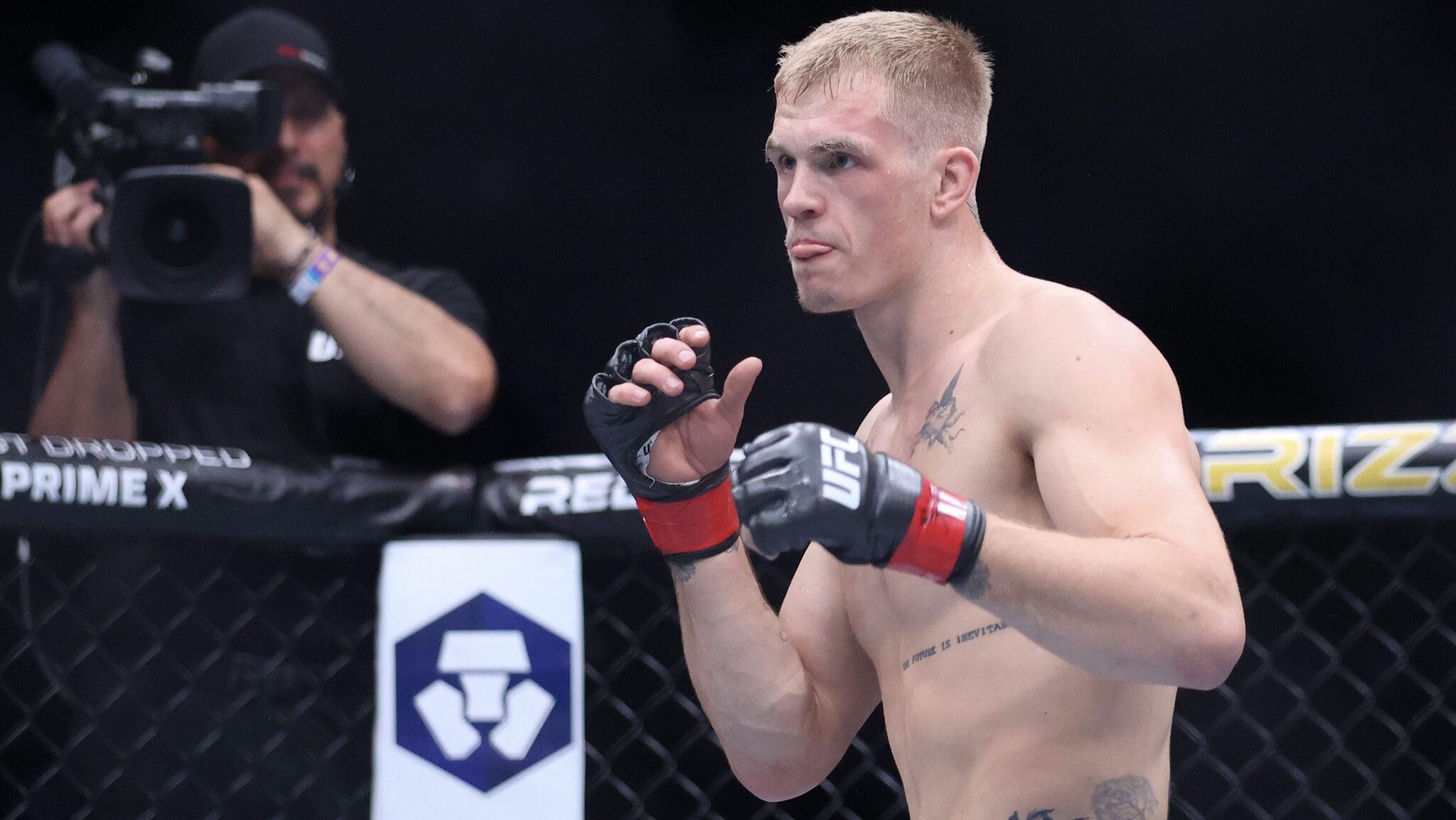 UFC Legend Says Ian Machado Garry Can Beat Islam Makhachev