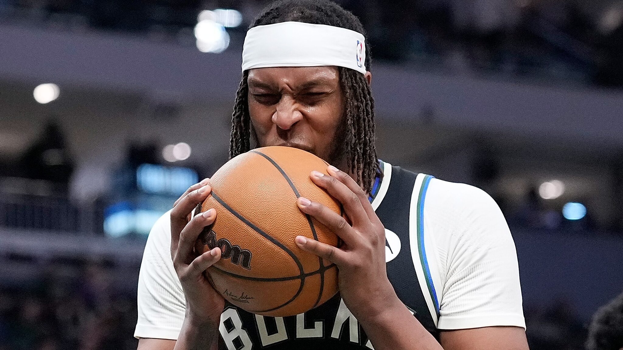 Lakers Proposed to Trade for Myles Turner in 3-Team Blockbuster