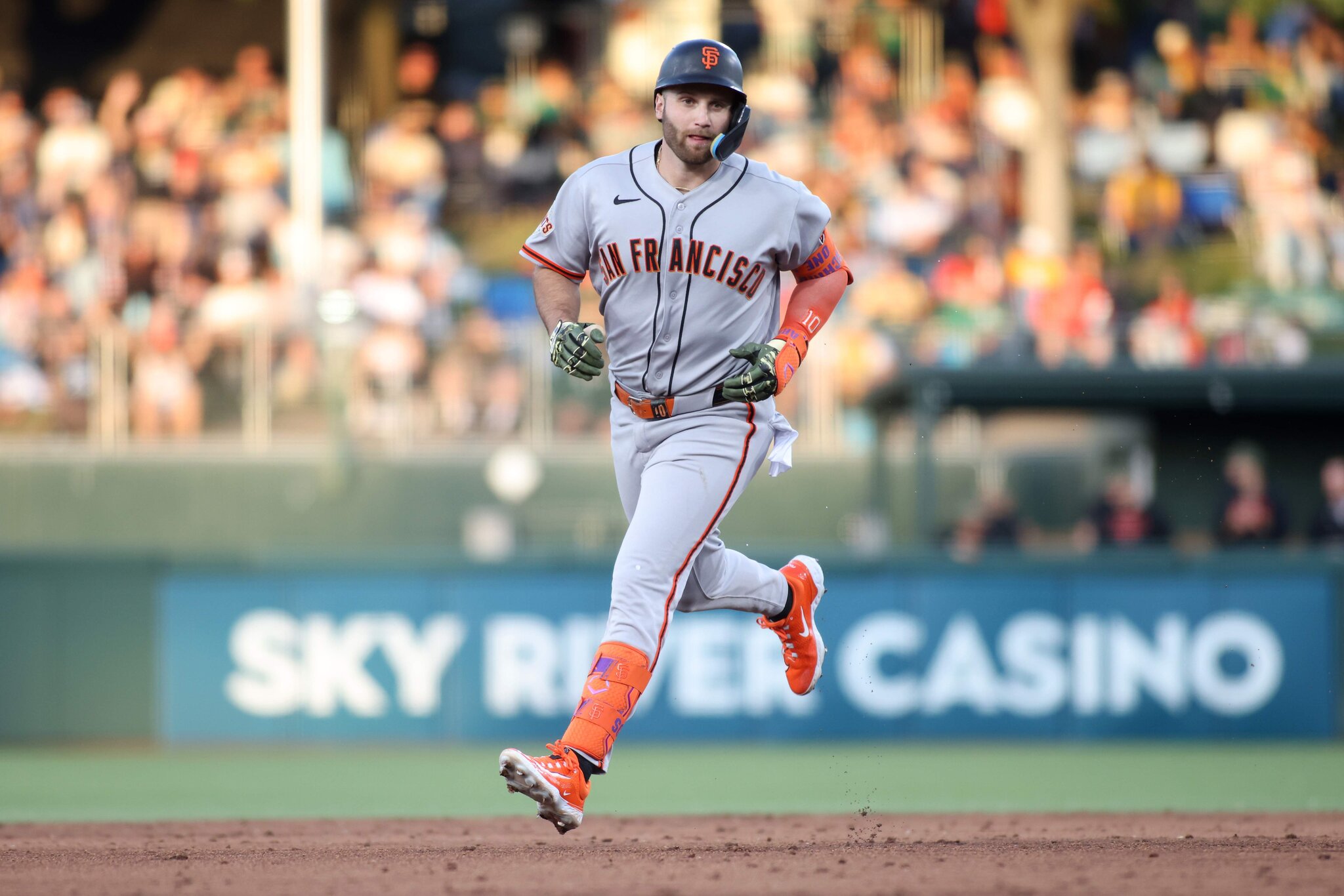 Casey Schmitt Exits Giants Game With Apparent Injury