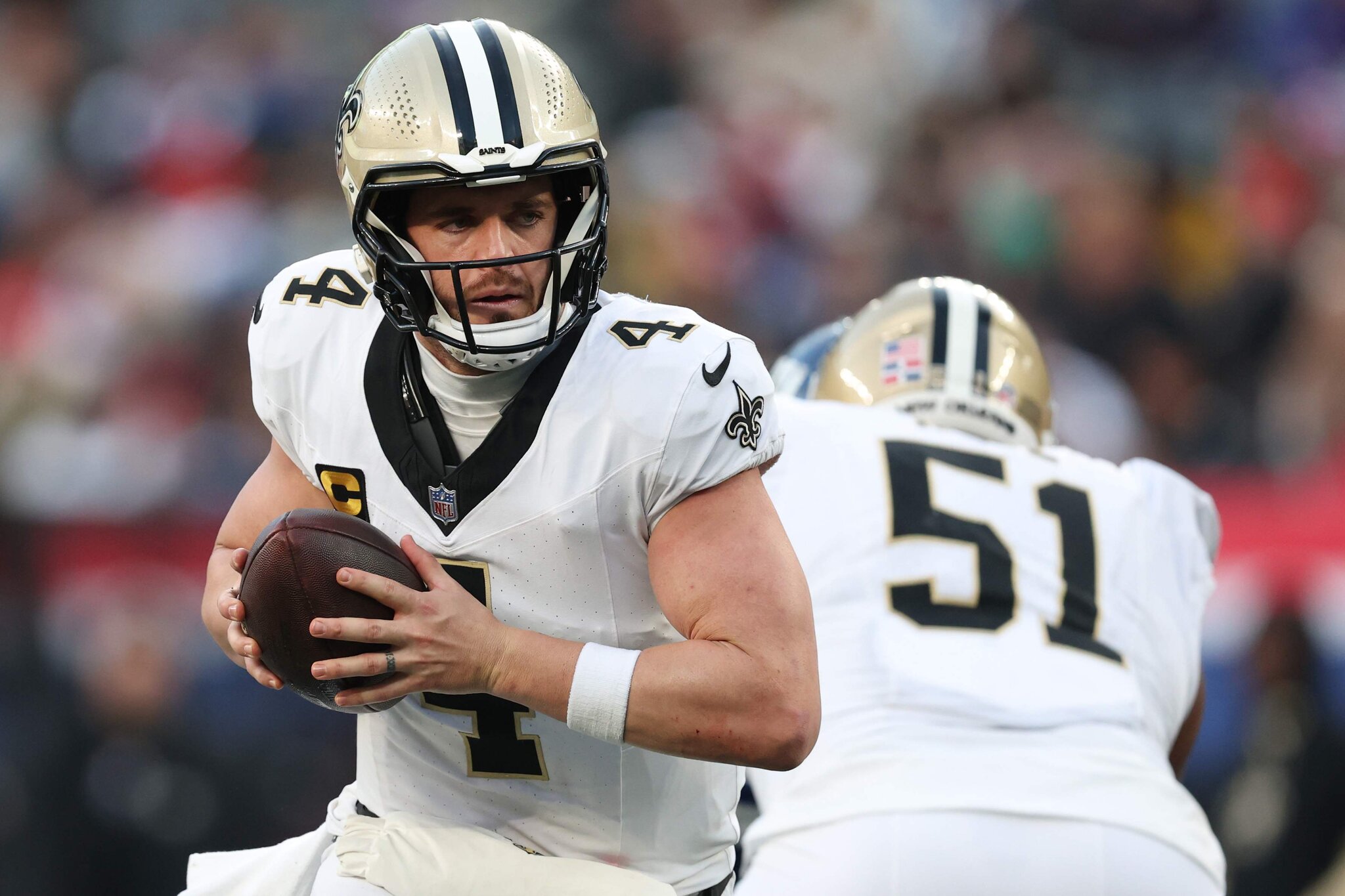 Former New Orleans Saints Star Derek Carr Announces Return to Football