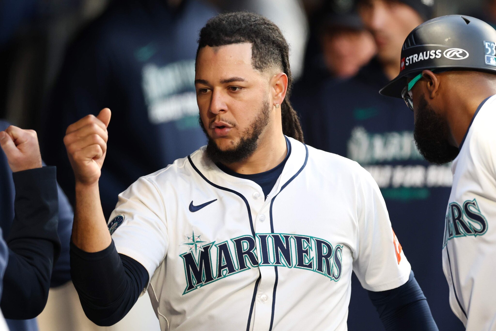 Chicago White Sox Acquire 3-Time All-Star in Blockbuster Trade With Mariners