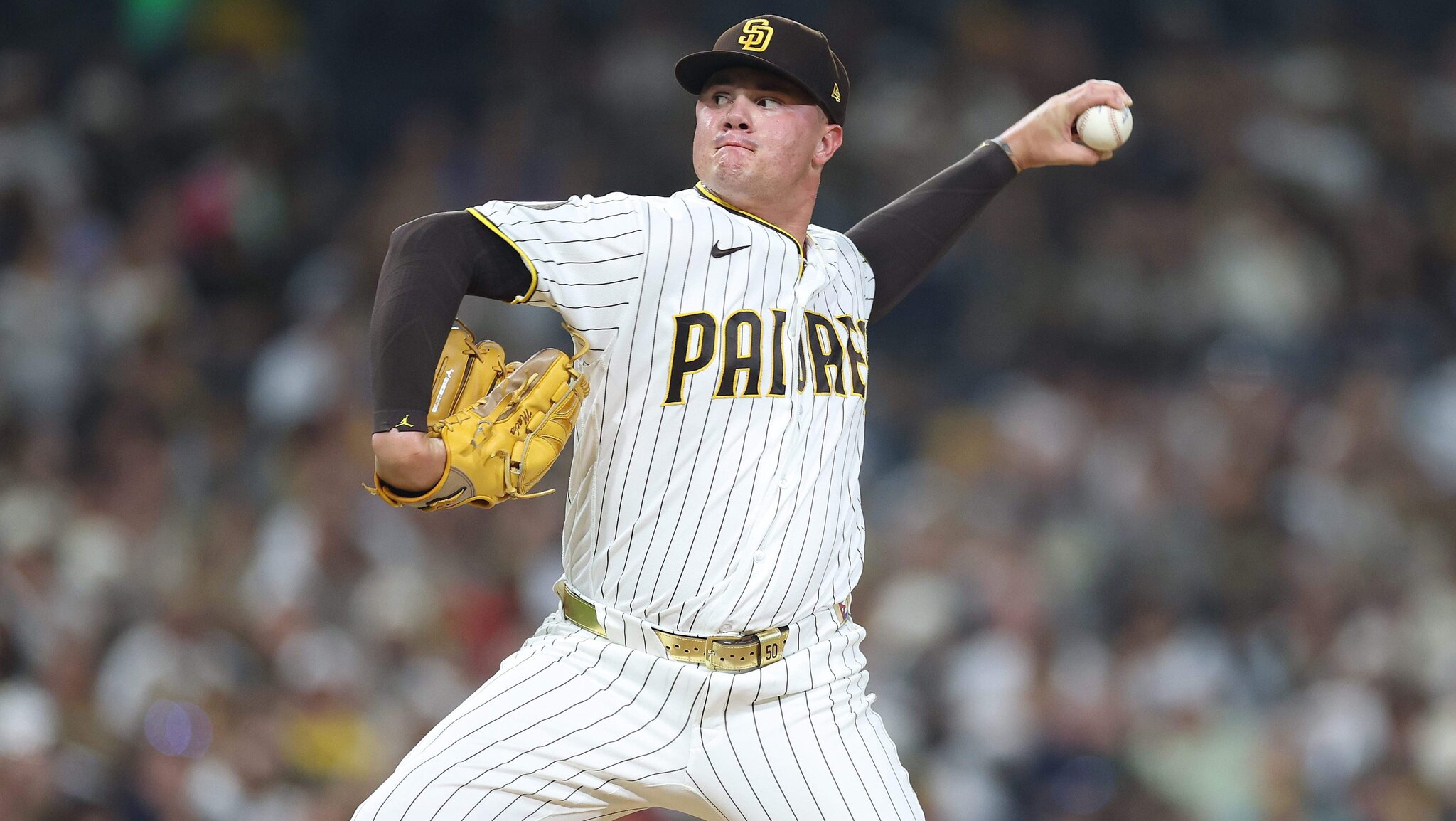 Pirates Considered ‘Best Fit’ for Padres Flame-throwing Reliever