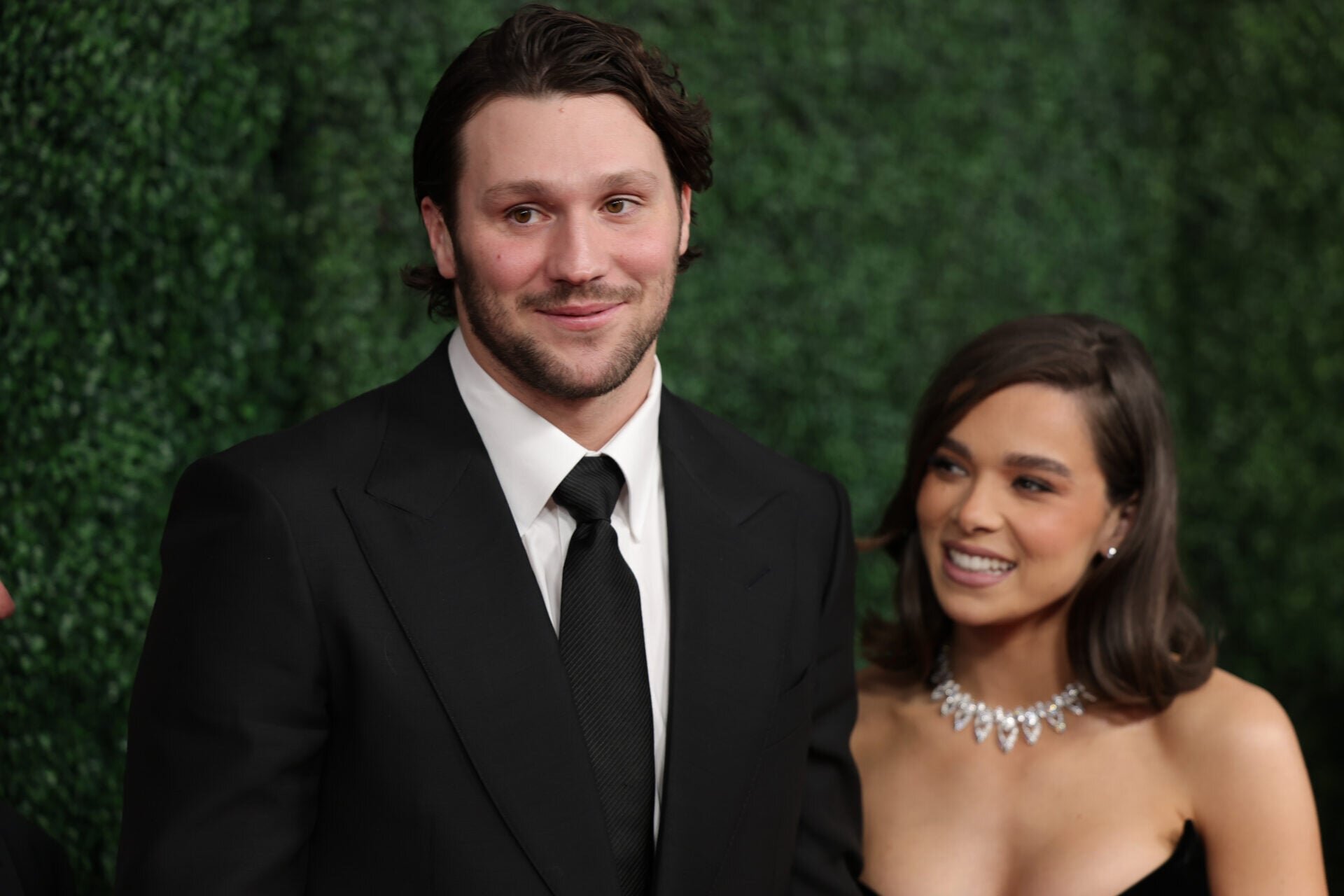 Bills QB Josh Allen shares Super Bowl dream including his and Hailee Steinfeld’s newborn daughter