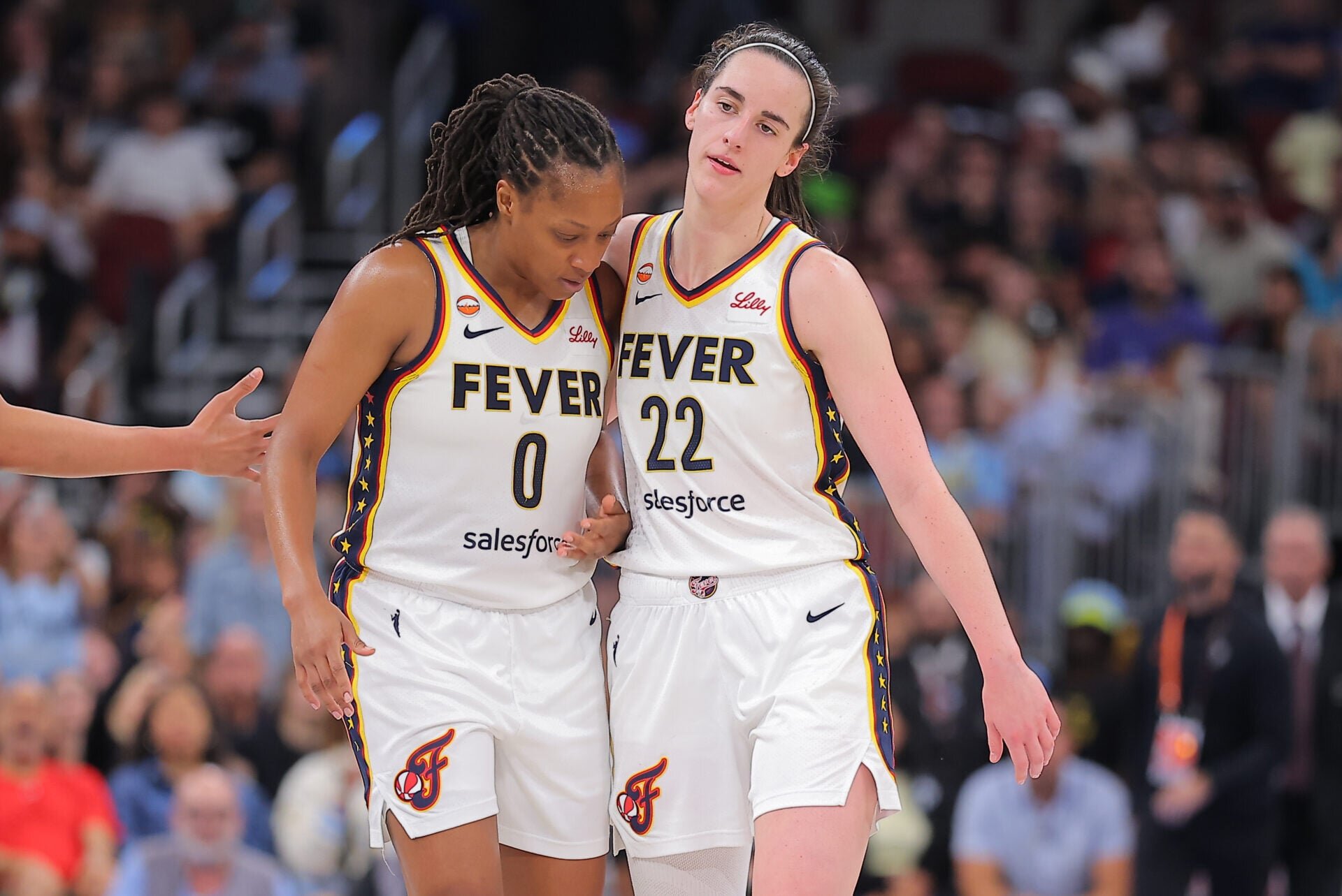 Caitlin Clark and Kelsey Mitchell make WNBA history as Indiana Fever beat New York Liberty