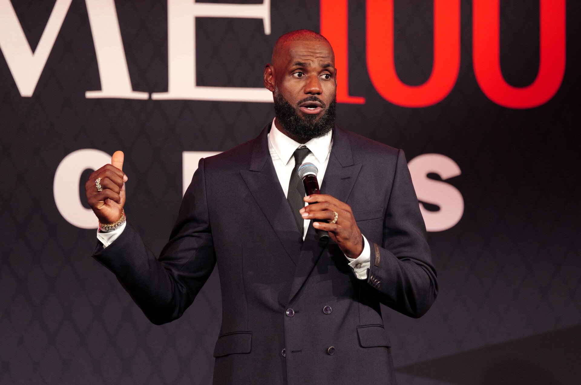 Anonymous NBA GM makes brutal ‘laugh’ prediction about LeBron James’ 76ers tenure
