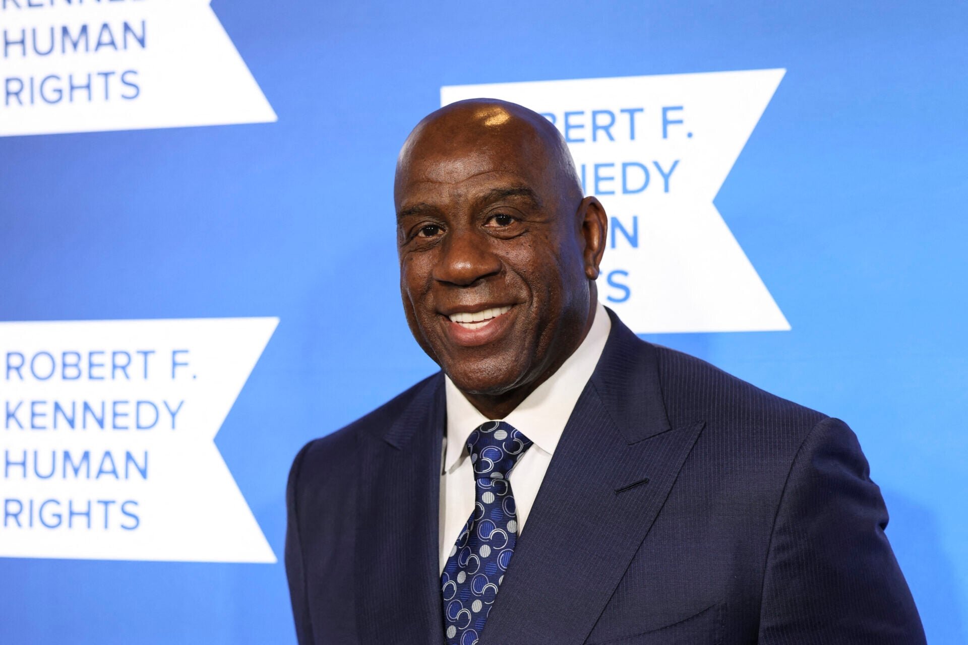 Why LA Lakers legend Magic Johnson wants NBA fans to give Adam Silver ‘a standing ovation
