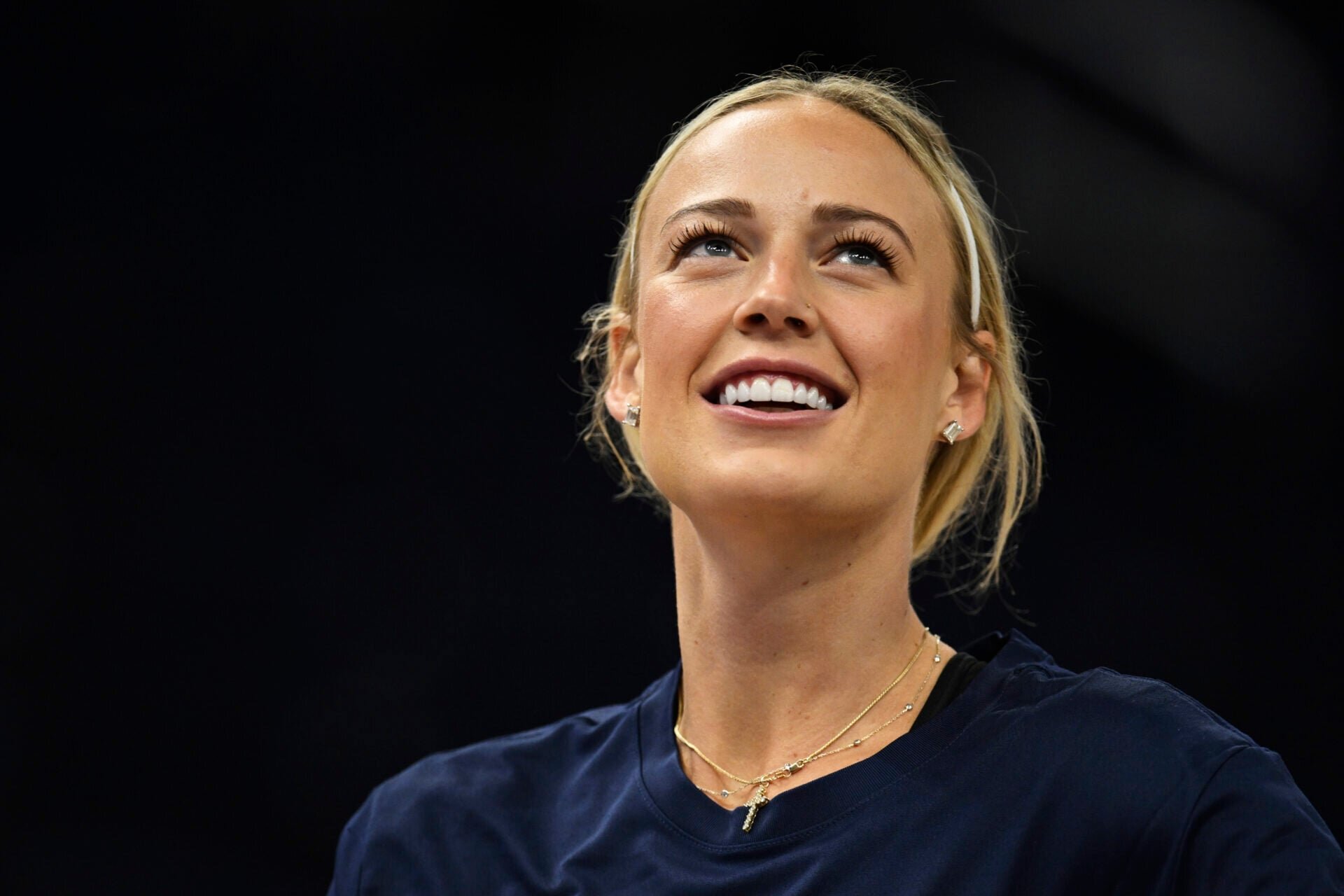 Legend’ – Fans show their love for Sophie Cunningham as autograph-signing video shared