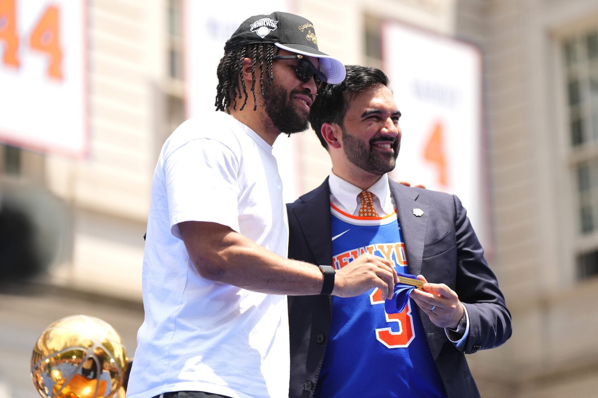 Zohran Mamdani reiterates Jalen Brunson as the king of NYC during adorable interaction with child