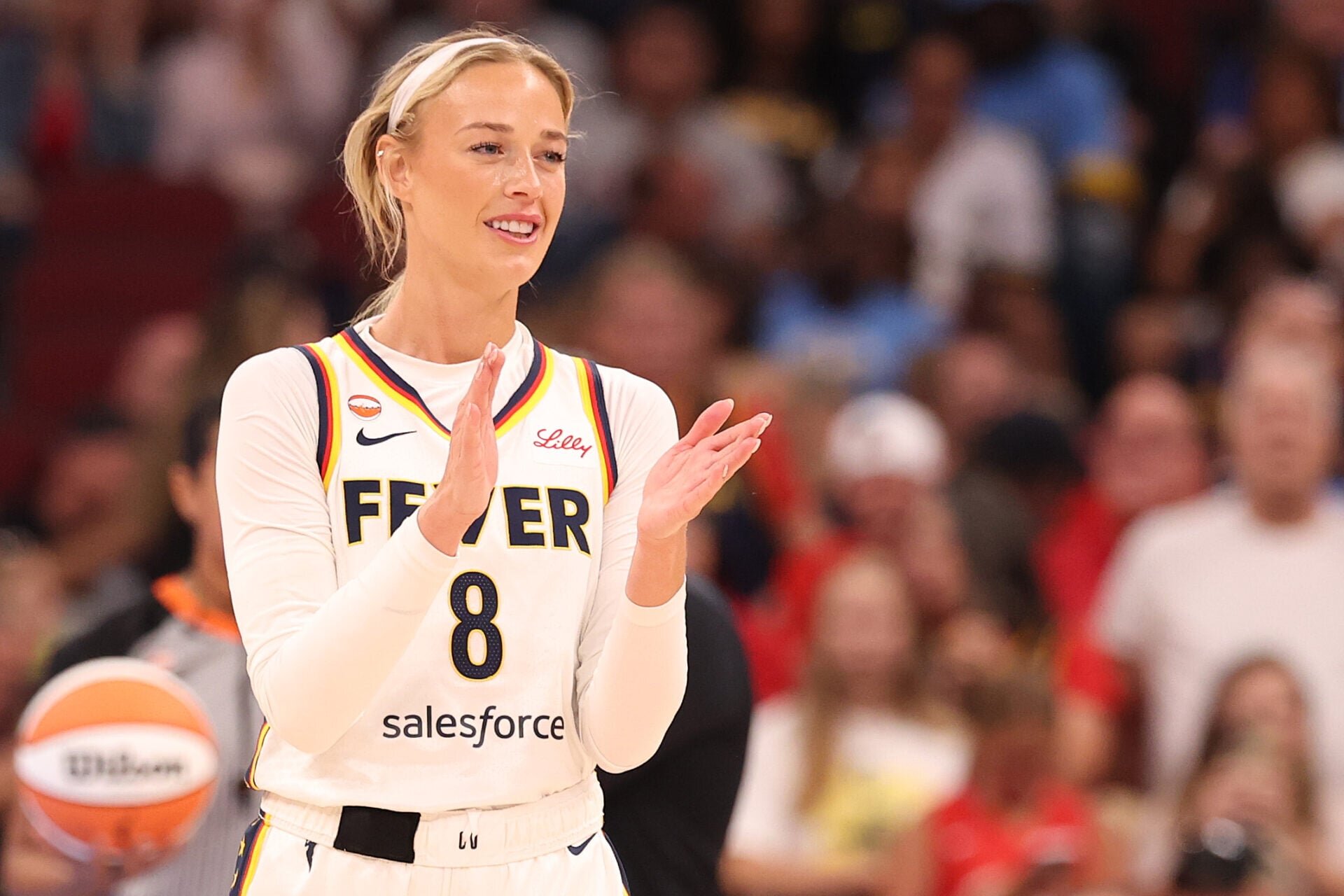 Clay Travis explains what ‘broken’ WNBA would have done to Sophie Cunningham in DiJonai Carrington feud