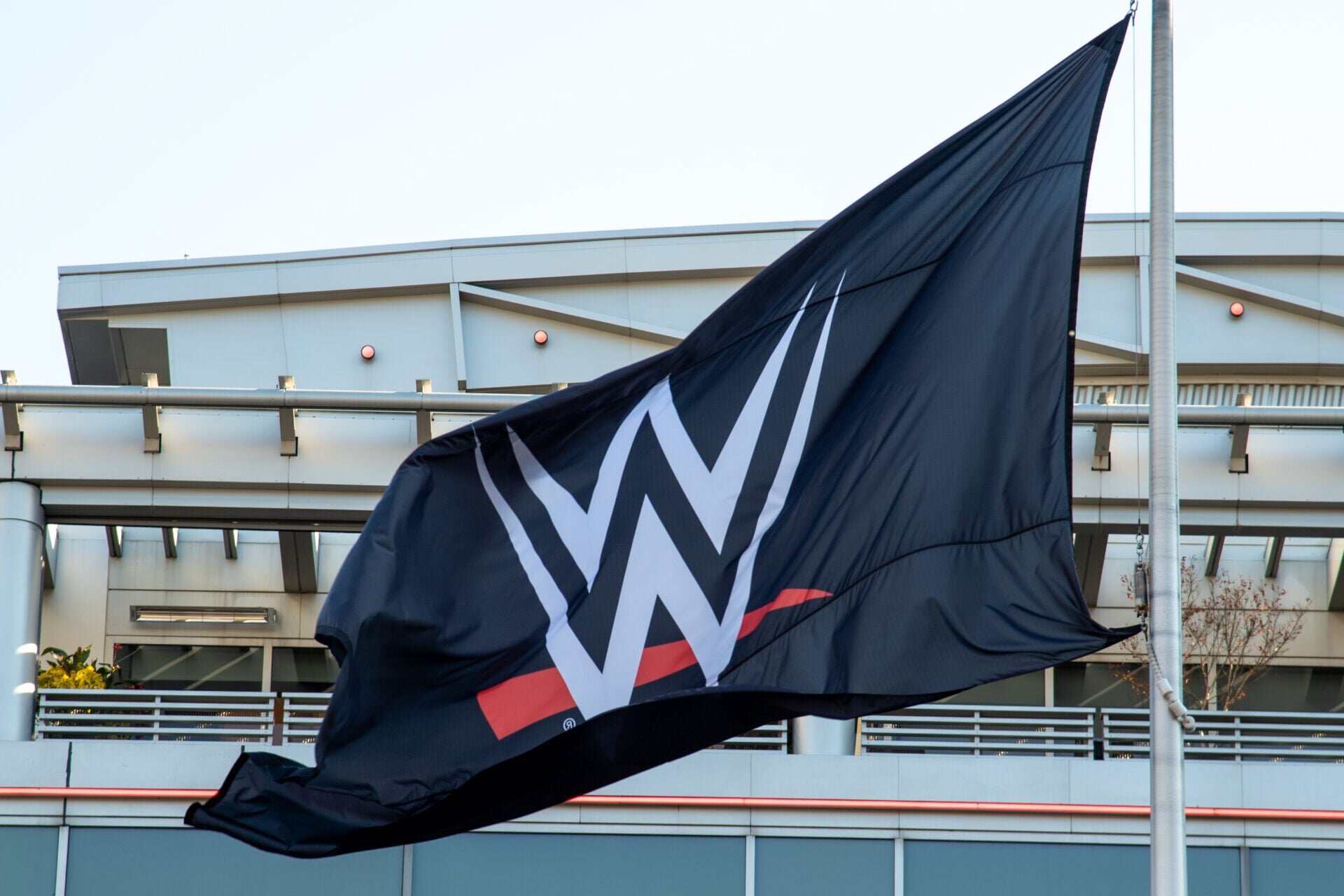 Photo of SummerSlam stage gets praised as WWE ‘actually put effort into it