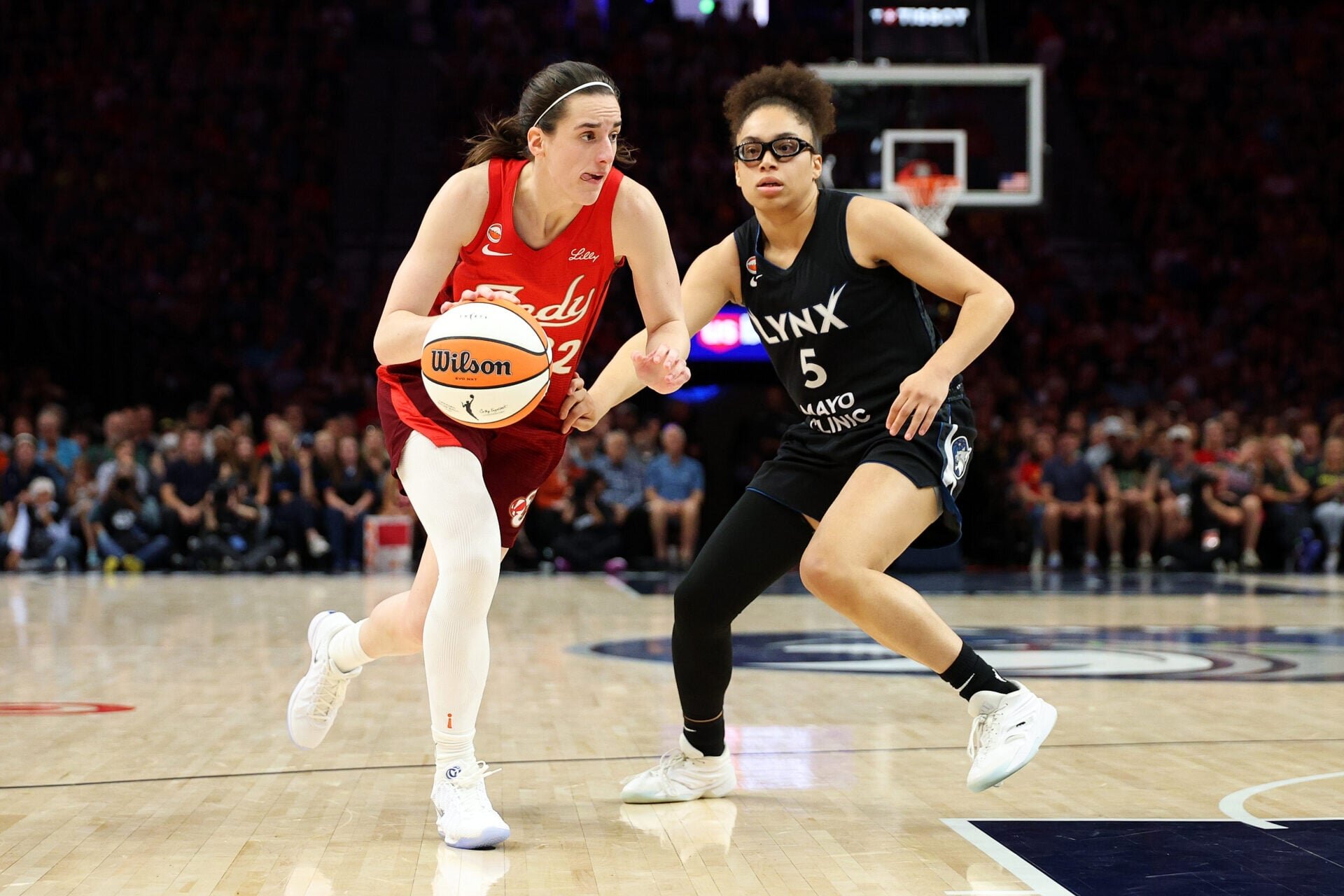 How close Olivia Miles is to breaking two Caitlin Clark rookie-season records
