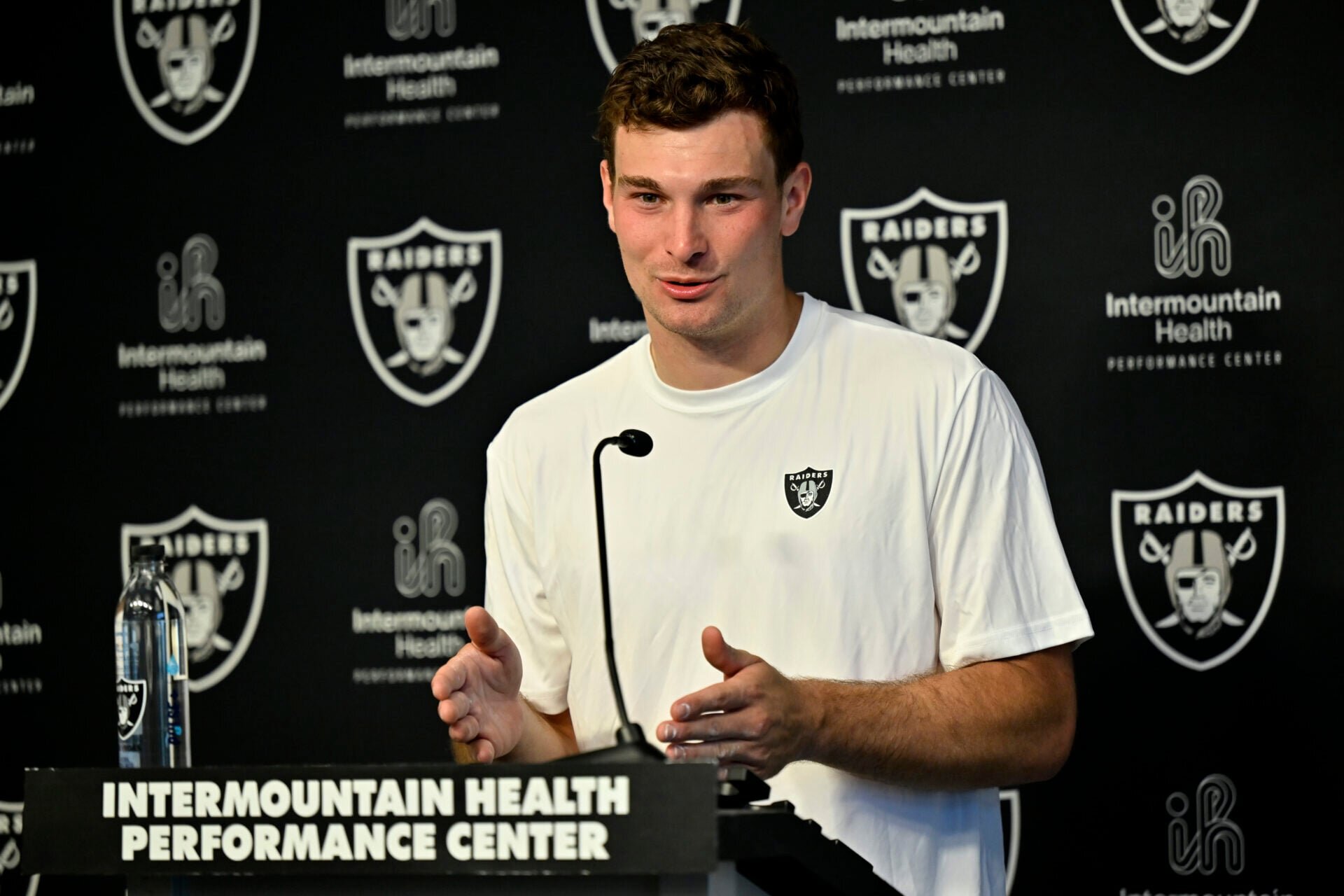Tom Brady’s ‘very slow’ plan revealed after Kirk Cousins named Raiders QB1 over Fernando Mendoza