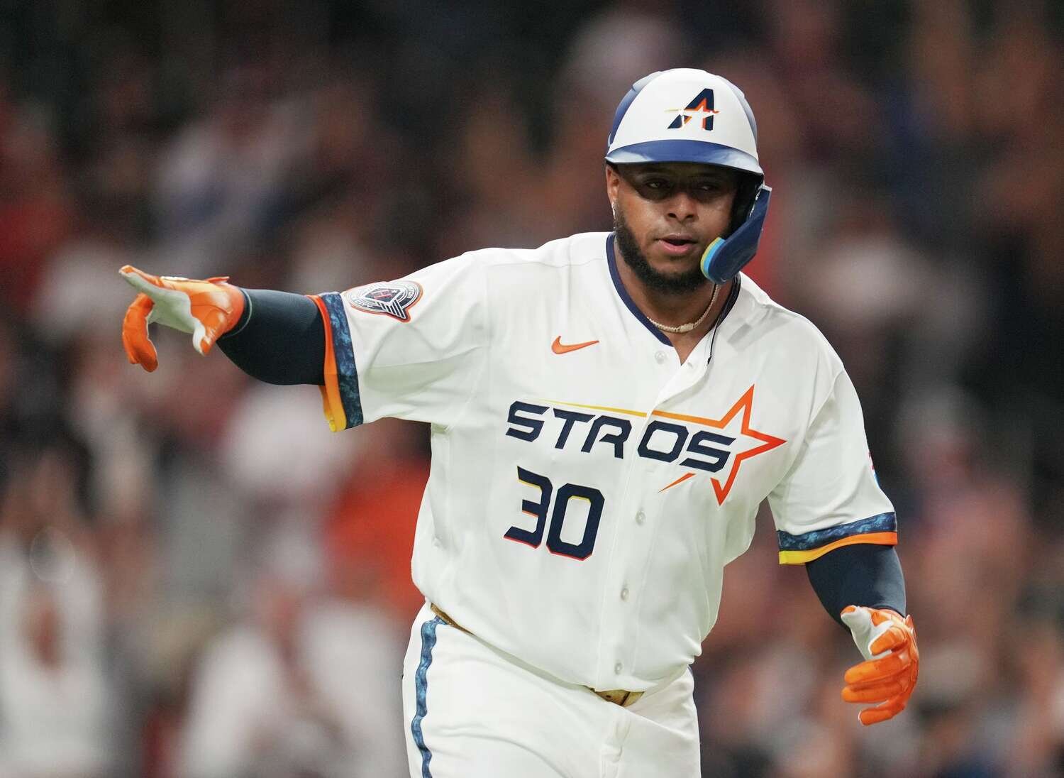 Cam Smith, Nelson Velázquez deliver key blows in Astros' win over White Sox to start tough stretch