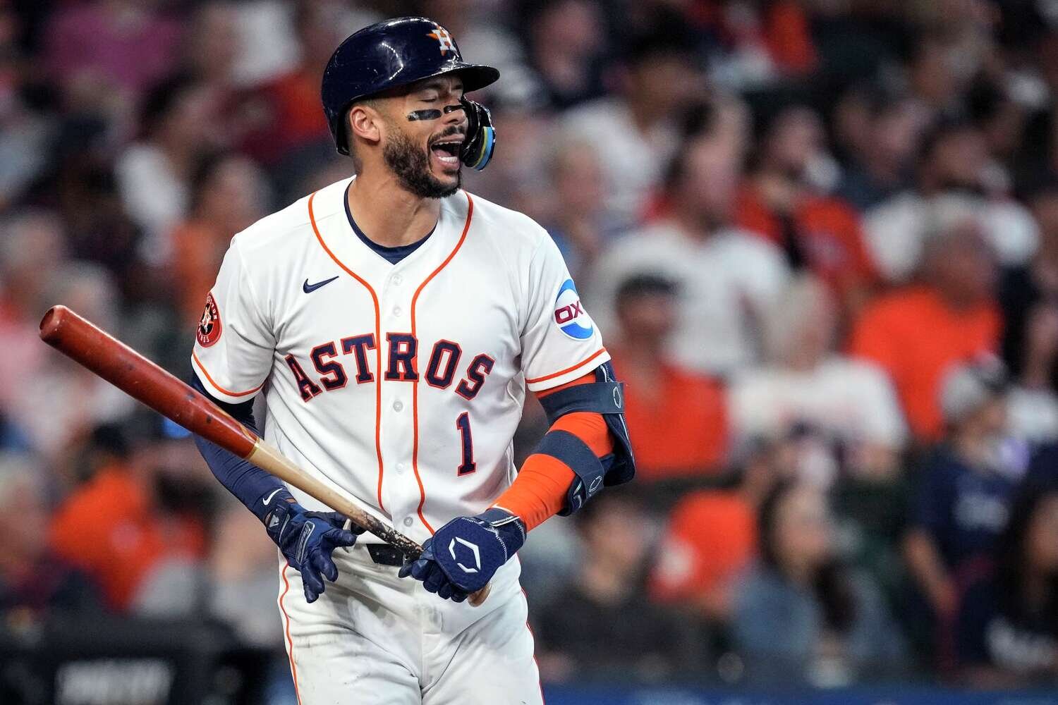 Carlos Correa resumes 'baseball activities' but too early to tell about return to Houston Astros
