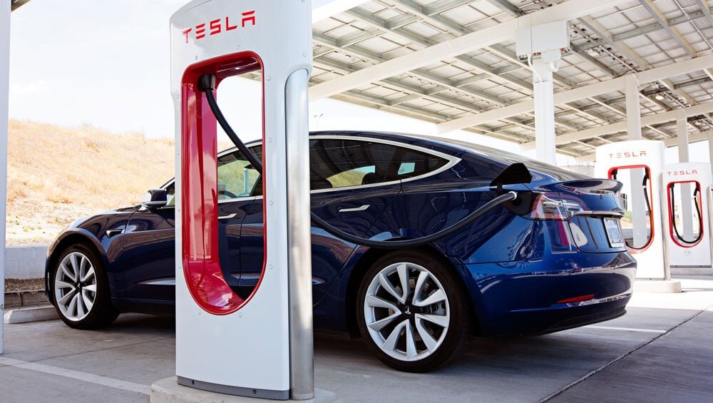 This Bearish Put Spread Can Cash In On Tesla Stock's Bleak Outlook