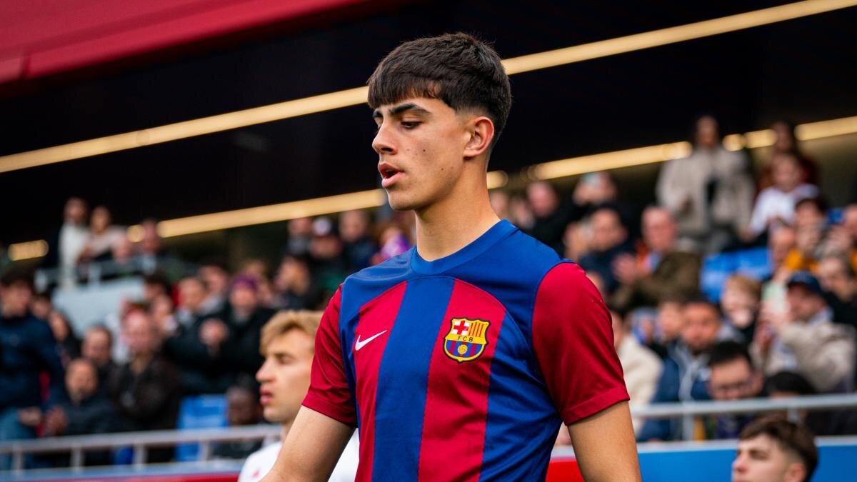 Midfielder subject of a transfer battle between Arsenal and Chelsea