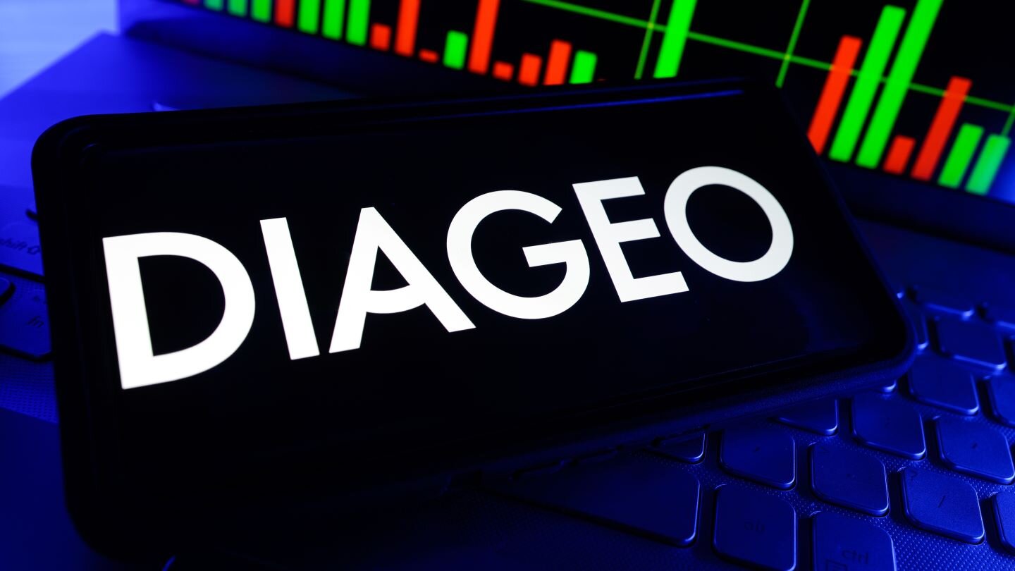 Diageo sets out $1bn savings plan
