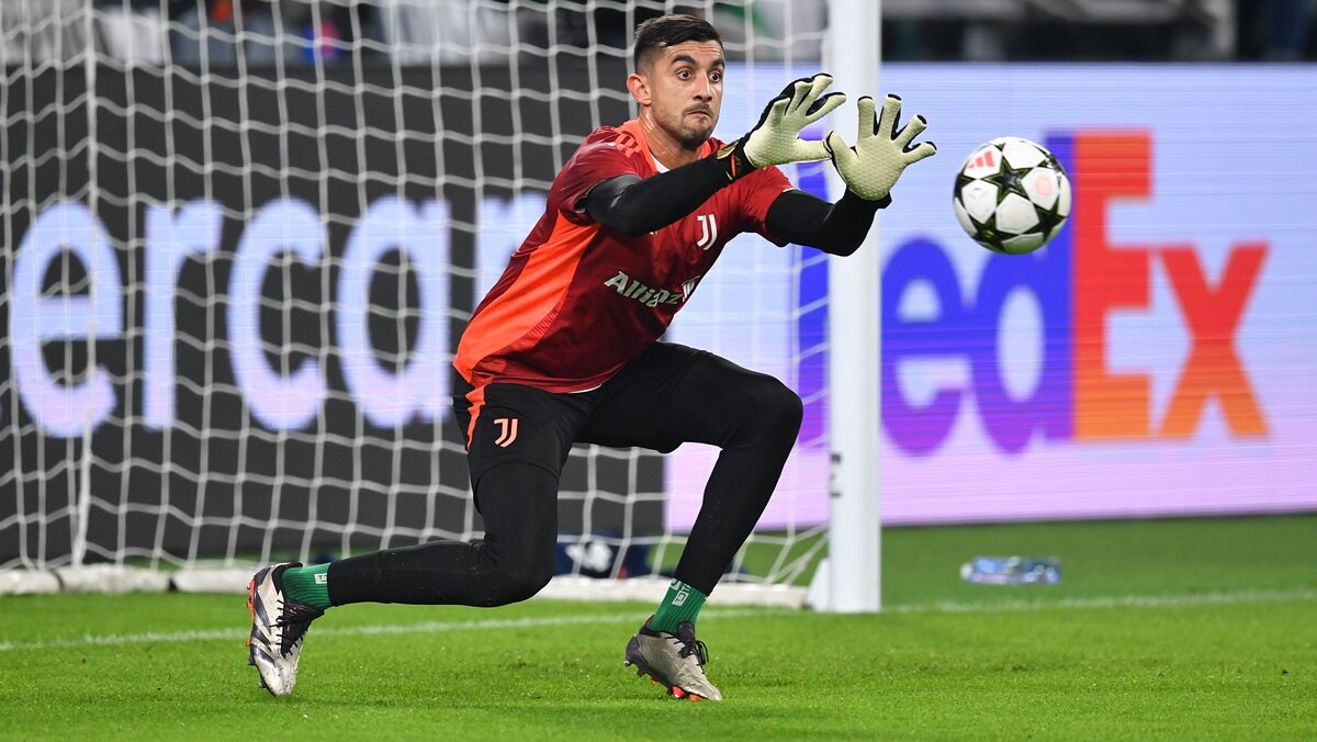 Does Perin deserve to be Juventus first choice?