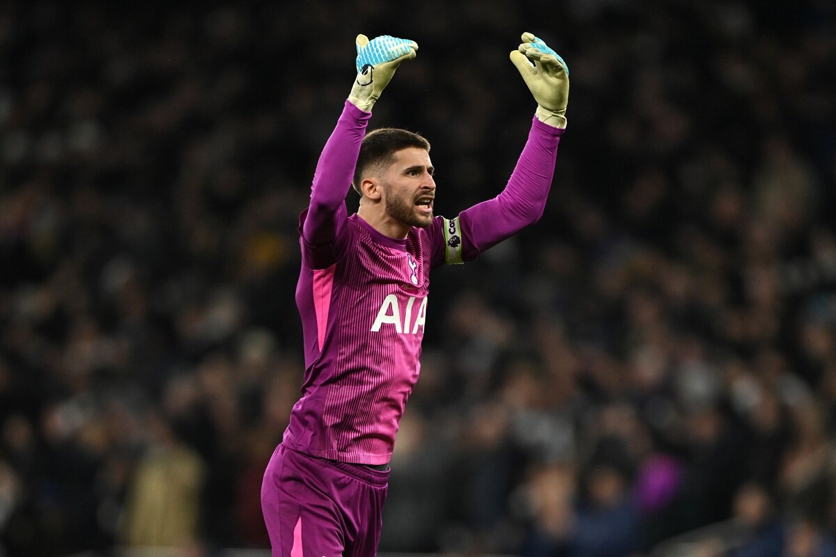 Juventus steps up chase for Tottenham man as Suzuki could slip away