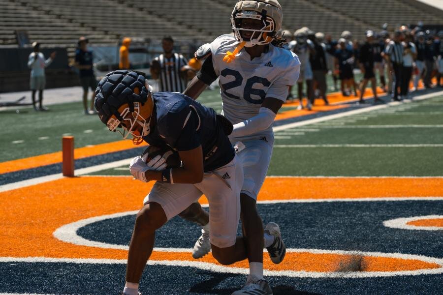 Walden praises ‘clean football’ as UTEP holds first fall scrimmage