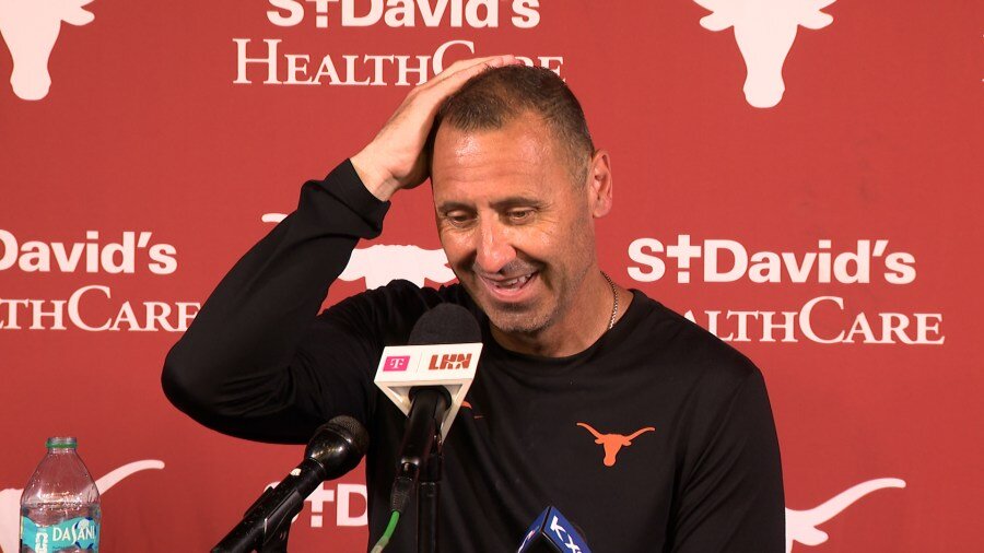 Steve Sarkisian weighs in on Dae’Quan Wright’s return to college football