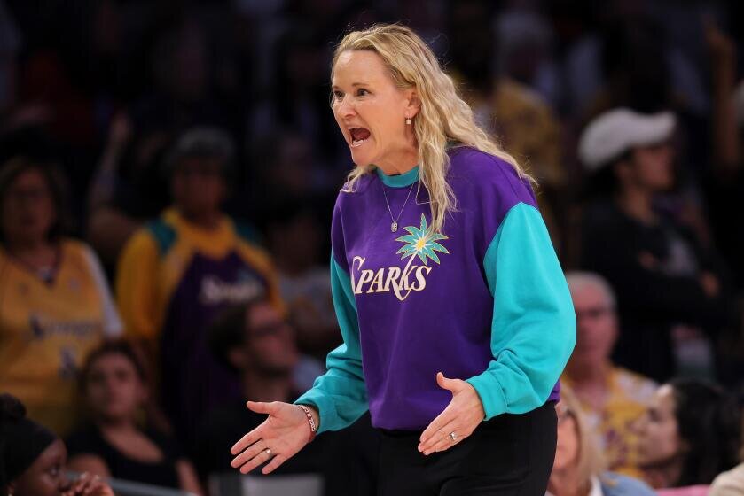Sparks honor DeLisha Milton-Jones, then lose their sixth straight