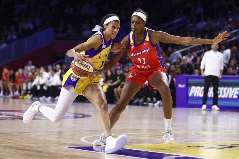 Sparks struggle with Mercury's zone defense during loss at Galen Center