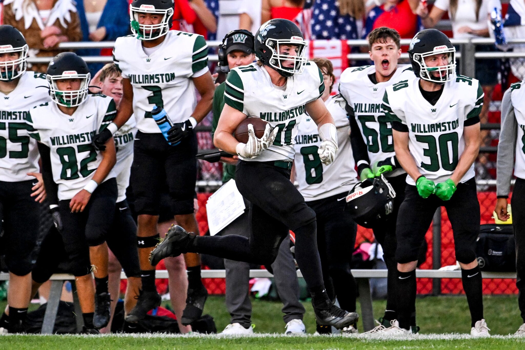 Michigan high school football scores: Greater Lansing live updates from Week 1