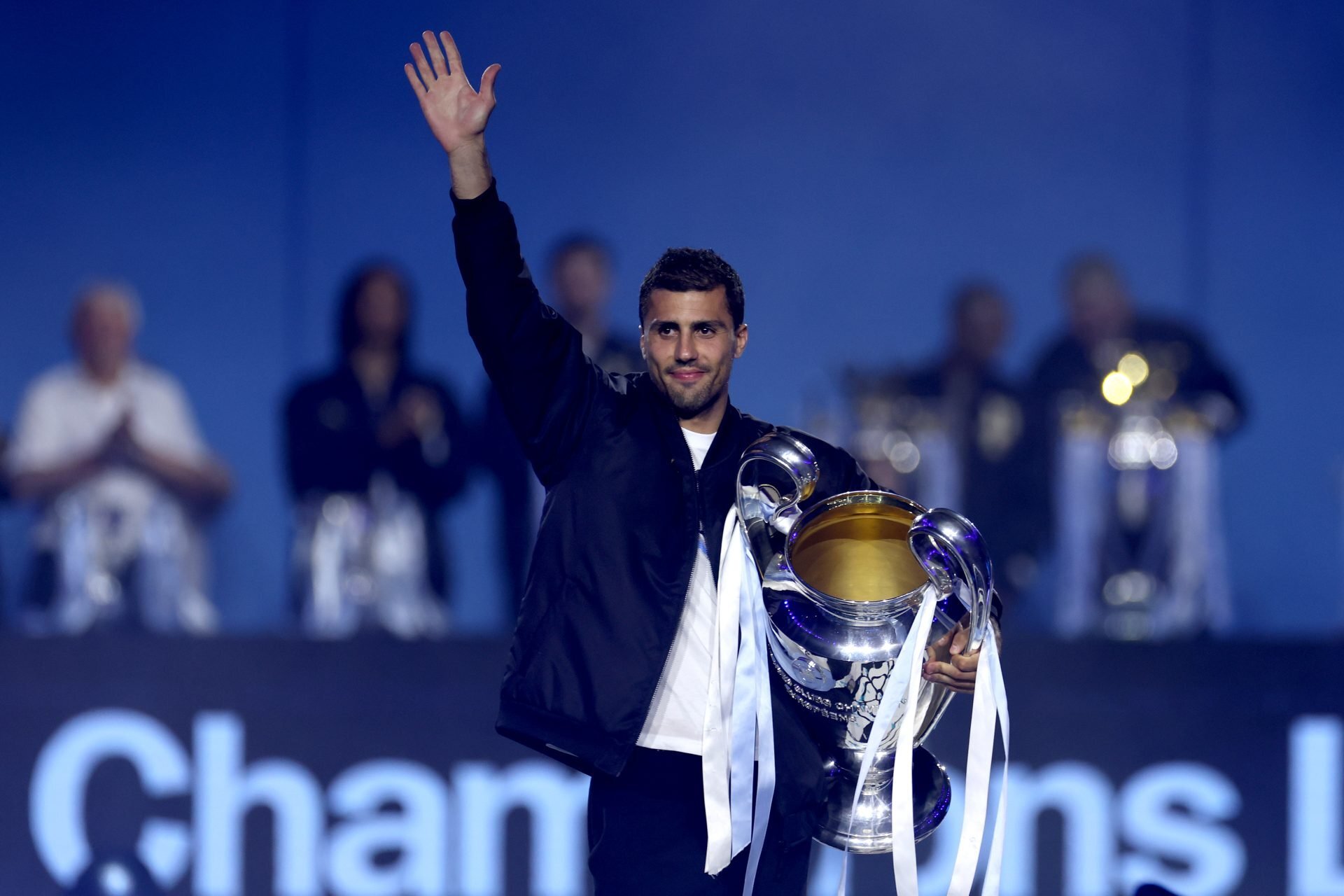 Real Madrid receive boost as Manchester City reach agreement with Rodri replacement