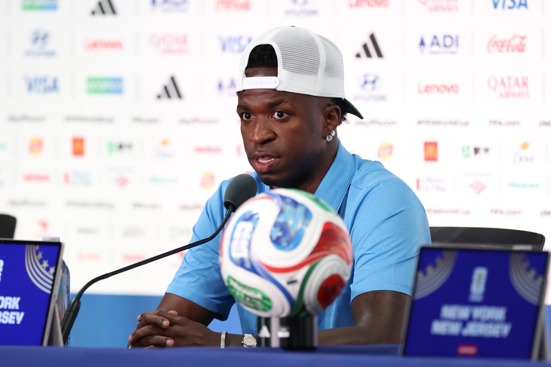 Arsenal prepare first official bid for Vinicius Jr. as Real Madrid improve renewal offer