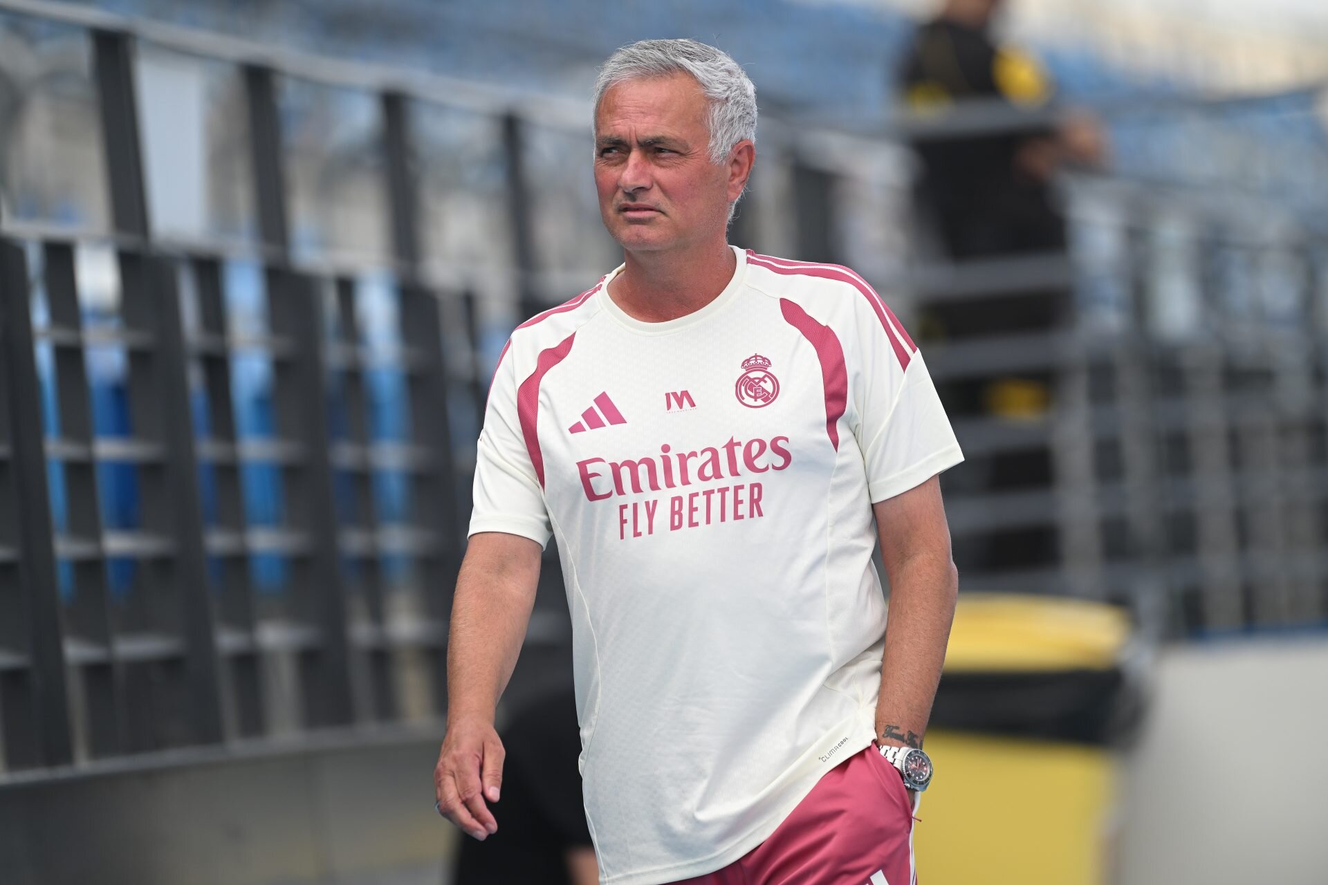 Real Madrid manager Mourinho furious as top midfield target agrees move to Barcelona