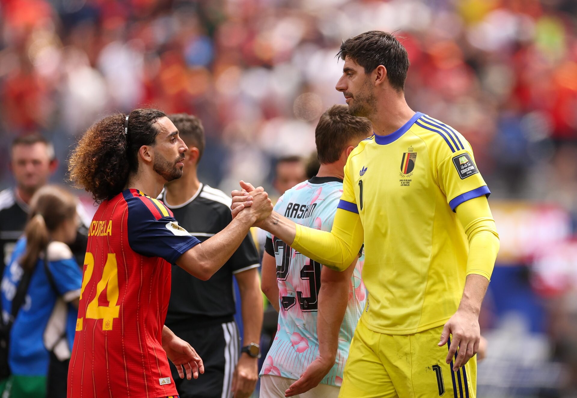 Real Madrid star welcomes Mark van Bommel but leaves Belgium future undecided: “It depends