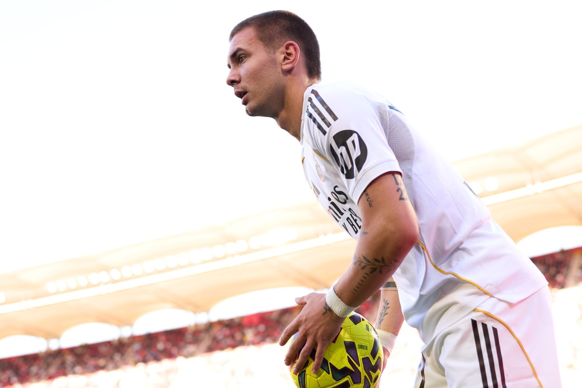 River Plate begin talks with Real Madrid for Mastantuono loan deal