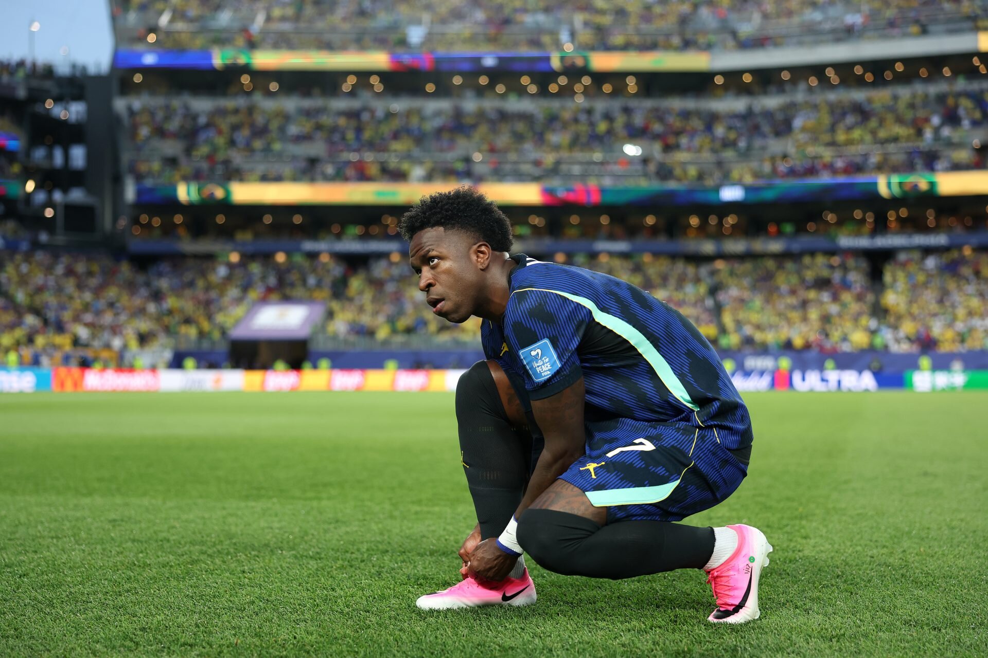 Arsenal accept defeat in pursuit of Real Madrid superstar: ‘He is going to renew