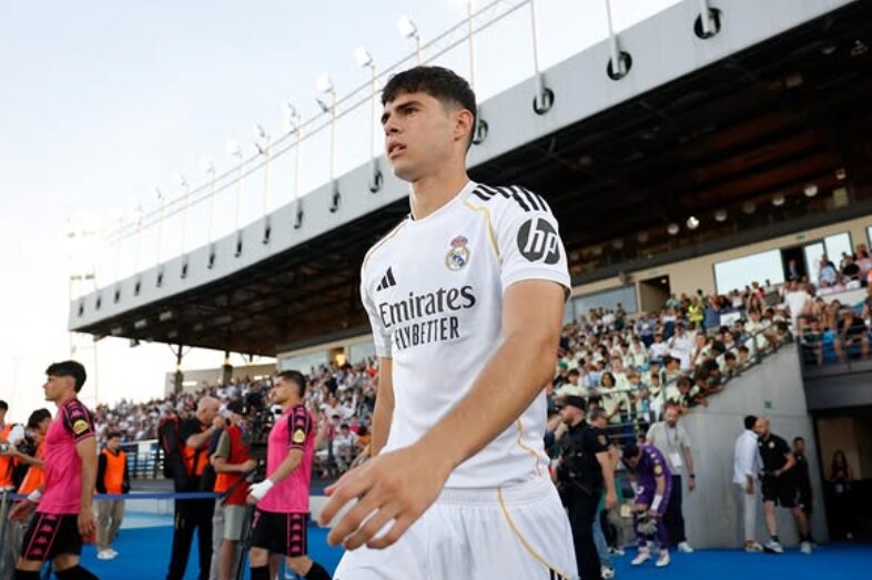 Real Madrid youth sensation participating in pre-season under Mourinho wanted by French club