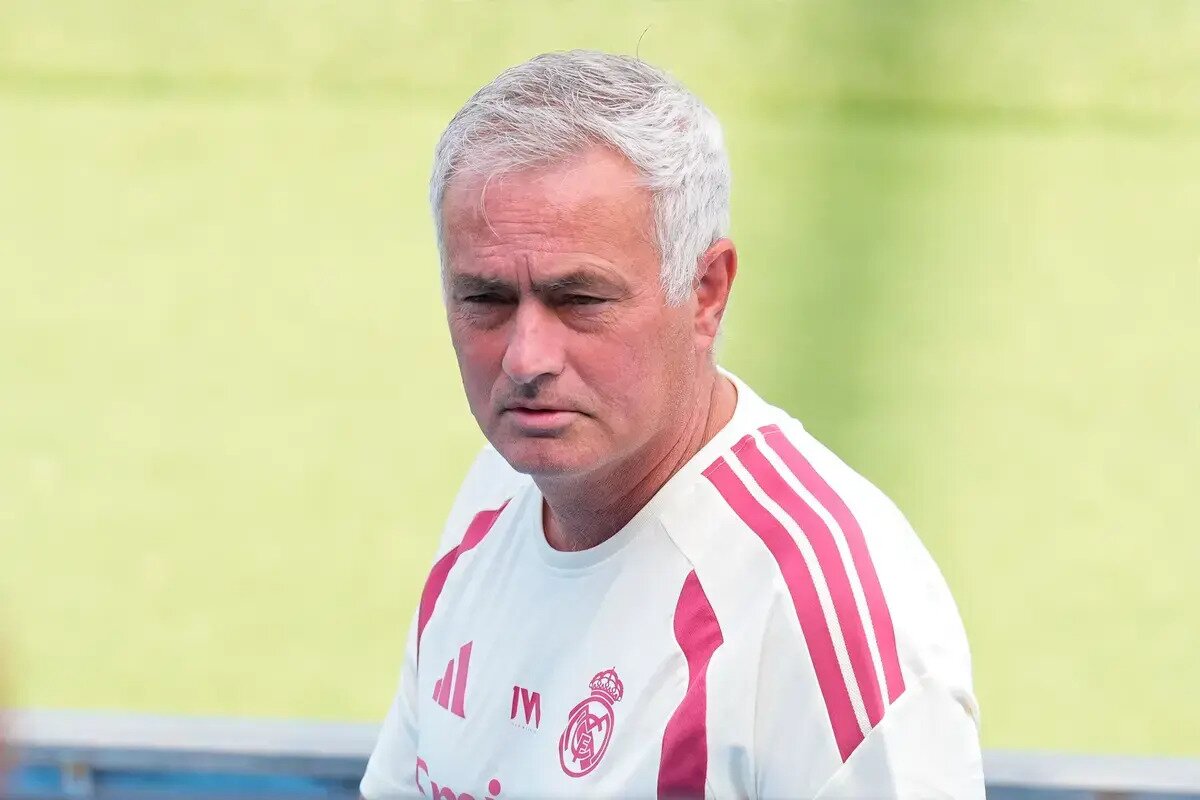 Jose Mourinho furious with Real Madrid handling of failed Rodri pursuit