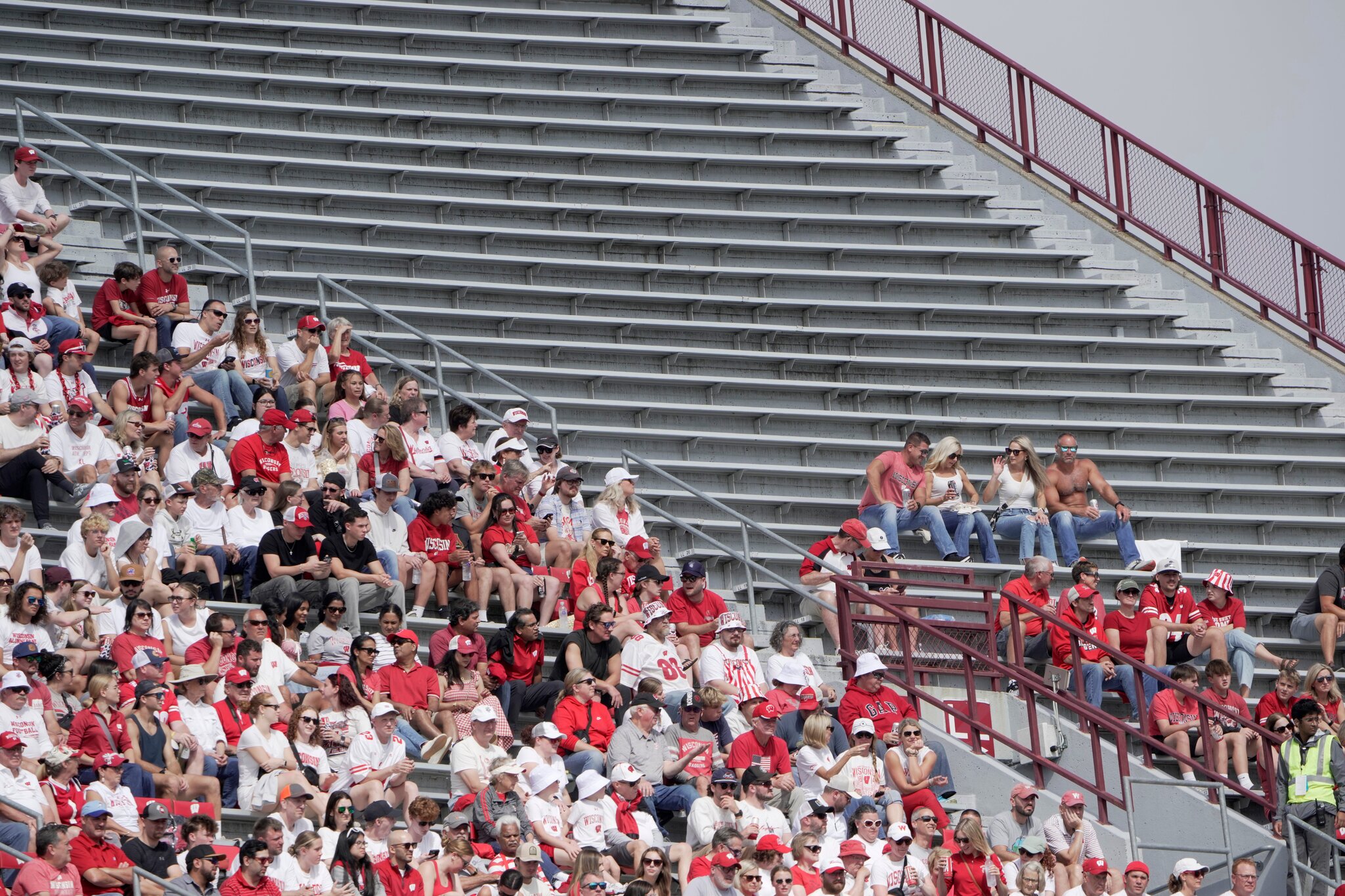 Wisconsin football season ticket sales drop sharply ahead of 2026 season