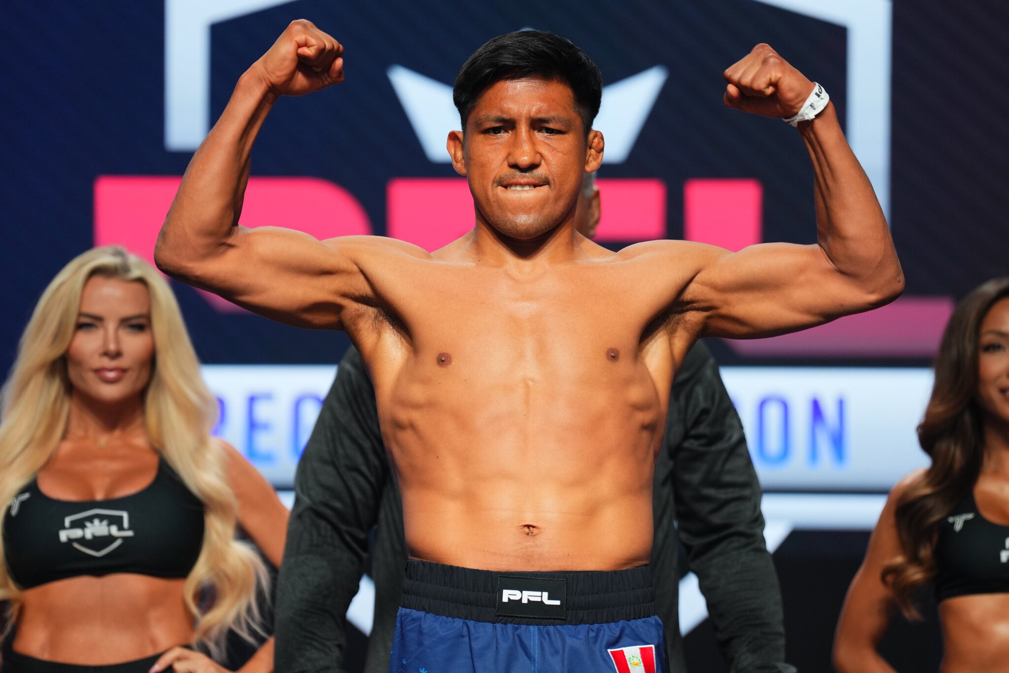 UFC veterans in MMA and boxing action Aug. 14-15
