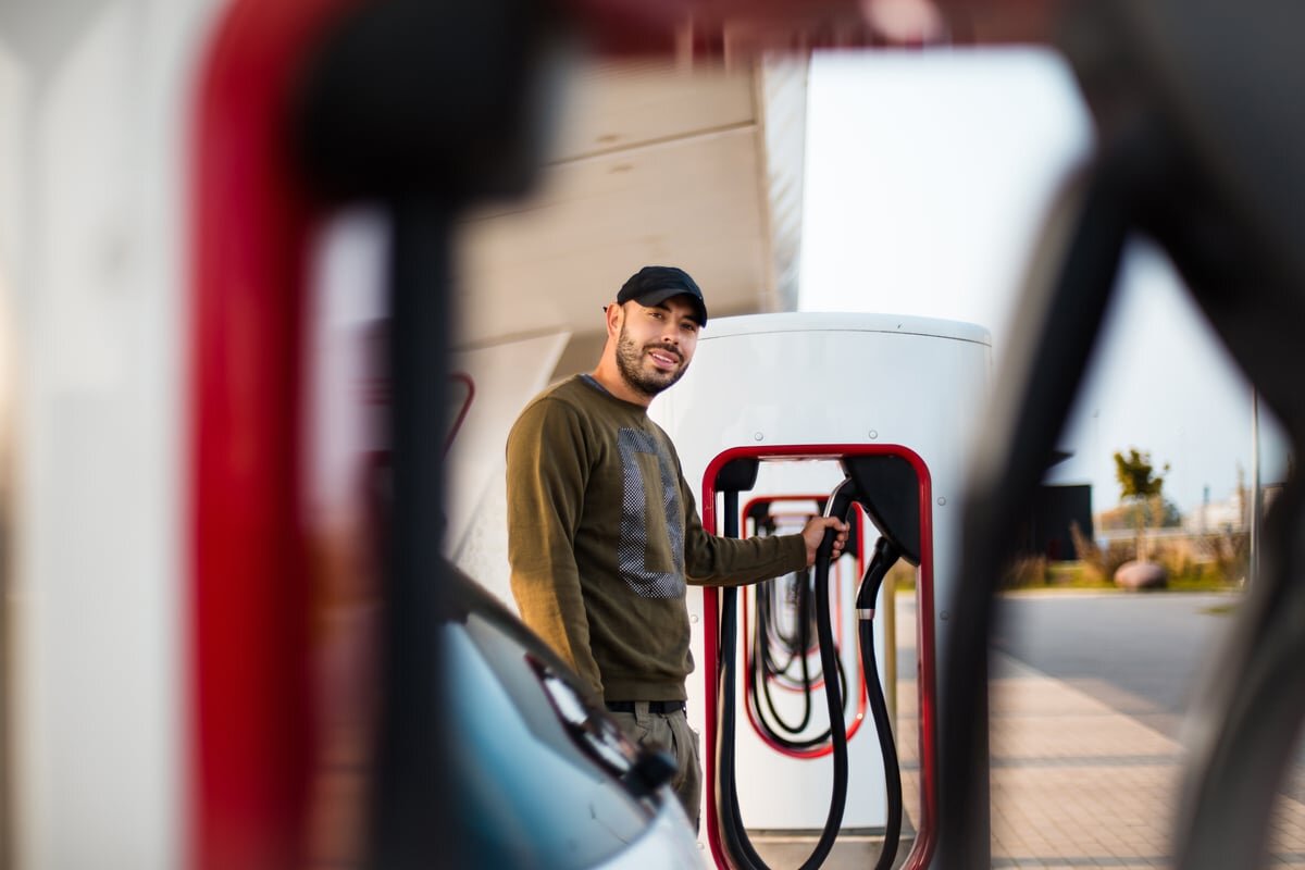 Tesla Is Still Overvalued After Its 14% Post-Earnings Drop