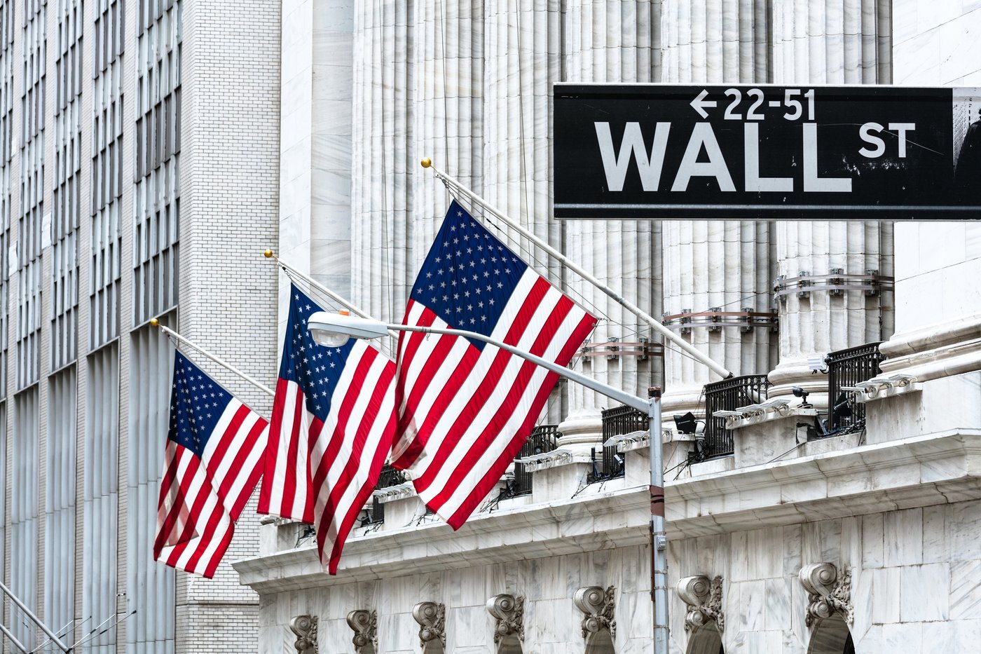 Both Hedge Funds and Mutual Funds Are Buying These Fantastic Fintech Stocks, and That's a Great Signal for Investors to Buy
