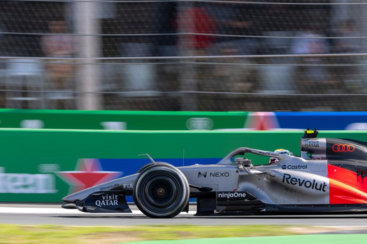 How Nico Hulkenberg avoided a massive shunt with Audi team-mate Gabriel Bortoleto