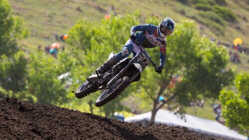 Hunter Lawrence wins 450 Budds Creek Moto 1 as Jett Lawrence struggles to fifth