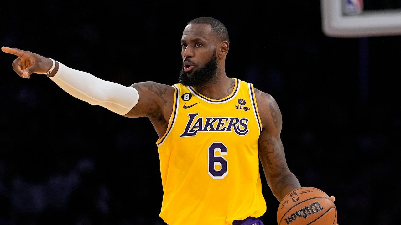 Eagles stars excited for LeBron James to join Philadelphia sports culture: ‘It’s huge